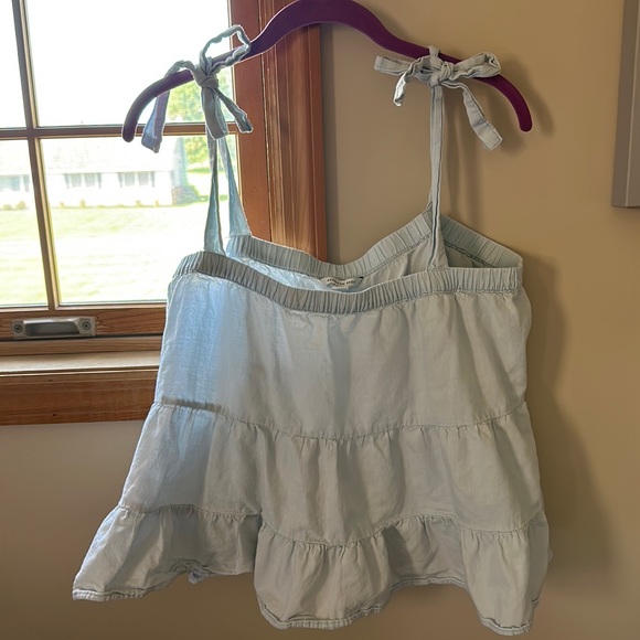American Eagle Outfitters Tops - American Eagle tie strap tank top